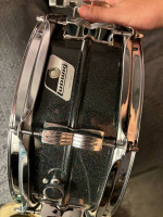 Ludwig acrolite USA made badge,rainbow soarkle 8-lug