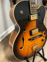 Jazz box Samick high quality maple body mother-of-pearl $300 Gretsch 5120 Maple