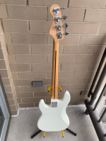 Squier Vintage Modified Precision Bass Guitar