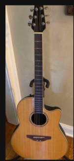 ACOUSTIC ELECTRIC GUITAR