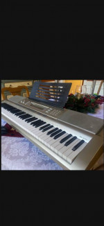 PIANO KEYBOARD