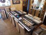 OVER 300 KEYBOARDS SYNTHESIZERS YAMAHA ROLAND KORG CASIO MOOG MUST GO!