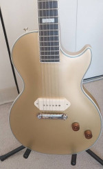 Price Drop!....EPIPHONE Jared James Nichols "Gold Glory" Custom w/ HSC