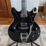 Guild Starfire V with case