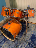 NEW YAMAHA STAGE CUSTOM ACOUSTIC DRUMS SHELL PACK WITH NEW HARDWARE