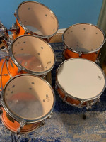 NEW YAMAHA STAGE CUSTOM ACOUSTIC DRUMS SHELL PACK WITH NEW HARDWARE