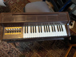 Magnus Custom Deluxe Model 505 Electric Chord Organ / Circa 1967