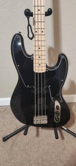 Squier Paranormal Series Jazz Bass - Modded