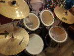 Drum Set - Tama Rockstar + Stands, Throne, Cases