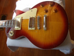 3 Gibson Les Pauls, Spirit, Studio. Copy Standard & USA Fender Strat