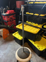 Round-base straight microphone stand