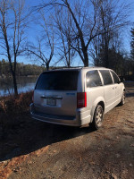 2008 Chrysler Town and Country 58,000 mi
