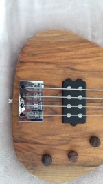 Manne Newport Bass