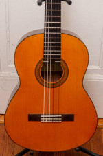 EXC Yamaha CG102 Classical Guitar & Gigbag