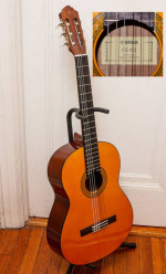 EXC Yamaha CG102 Classical Guitar & Gigbag