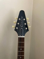 Epiphone flying v