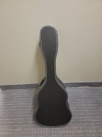 VINTAGE YAMAHA ACOUSTIC GUITAR