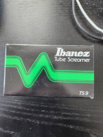 Boss CS3 compressor and Ibanez TS9