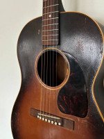 Gibson LG-2 (1954) — Vintage Acoustic Guitar
