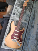 USA Deluxe Fender Strat w/ MIM 1970's neck + Texas Special USA pickups