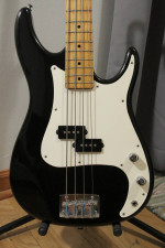 1994 Peavey Fury Bass guitar USA made