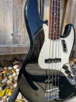 Fender Custom Shop Limited 1964 Jazz Bass