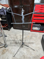 Primo music stand with carry bag like new