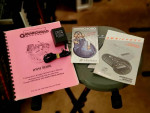 A VERY RARE VINTAGE SUZUKI OMNICHORD OM-200m IN AMAZING CONDITION!