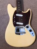 Squier Vintage Modified Mustang Guitar