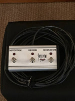 Roland JC-40 Jazz Chorus 2x10 Amp W/Footswitch & Cover