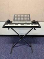 Yamaha E203 Keyboard