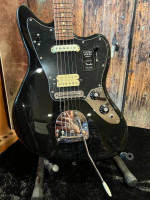 Fender Jaguar HS Player Series Gloss Black w/ Gig Bag, Mint w/ Sticker