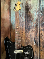 Fender Jaguar HS Player Series Gloss Black w/ Gig Bag, Mint w/ Sticker