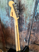 Fender Jaguar HS Player Series Gloss Black w/ Gig Bag, Mint w/ Sticker