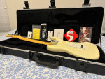 Fender American Stratocaster in Olympic white