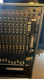 Vintage Allen & Heath Mixer, Peavey 1500 Amplifier, Mackie 1400i Ampli
