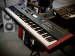 YAMAHA MOXF8 WEIGHTED 88 KEY PROFESSIONAL SYNTHESIZER PIANO