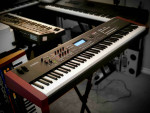YAMAHA MOXF8 WEIGHTED 88 KEY PROFESSIONAL SYNTHESIZER PIANO