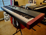 YAMAHA MOXF8 WEIGHTED 88 KEY PROFESSIONAL SYNTHESIZER PIANO