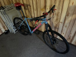 SPECIALIZED CHISEL mountain bike lots of carbon parts