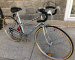 WOMENS MOTOBECANE FRENCH 10-SPEED ROAD BIKE