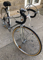 WOMENS MOTOBECANE FRENCH 10-SPEED ROAD BIKE