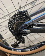 2021 Meta TR 29" - Large - Gun Metal