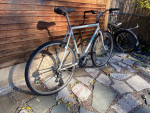 20” medium/large Men’s TREK 700 45 north STUDDED TIRE commuter