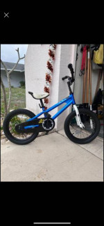 Royal bmx bike