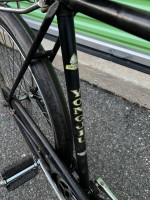 Vintage Yong Jiu Chinese Forever bicycle