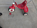 radio flyer steer and stroll trike tricycle bicycle