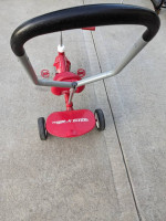 radio flyer steer and stroll trike tricycle bicycle