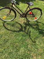 The Raleigh Nottingham England ladies road cruiser bike