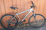 Specialized Rockhopper mountain bike – 17”